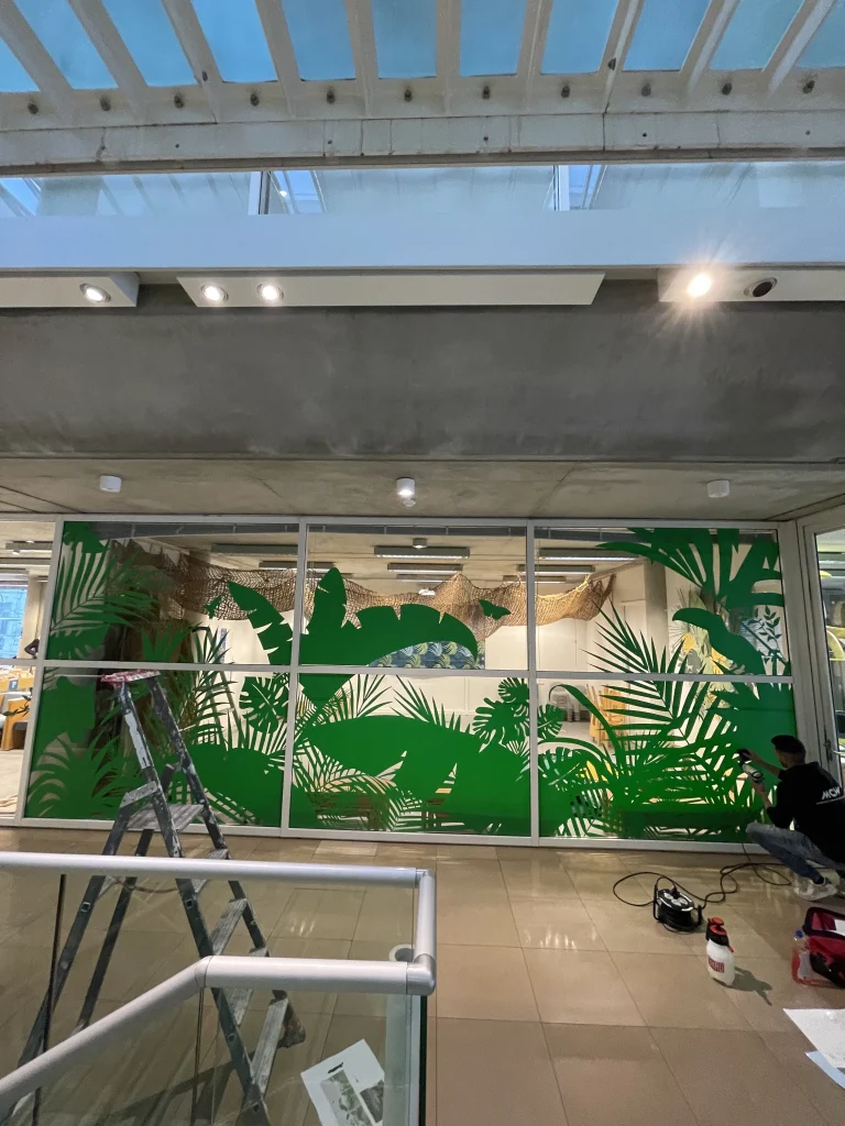 Décoration murale adhésive végétale